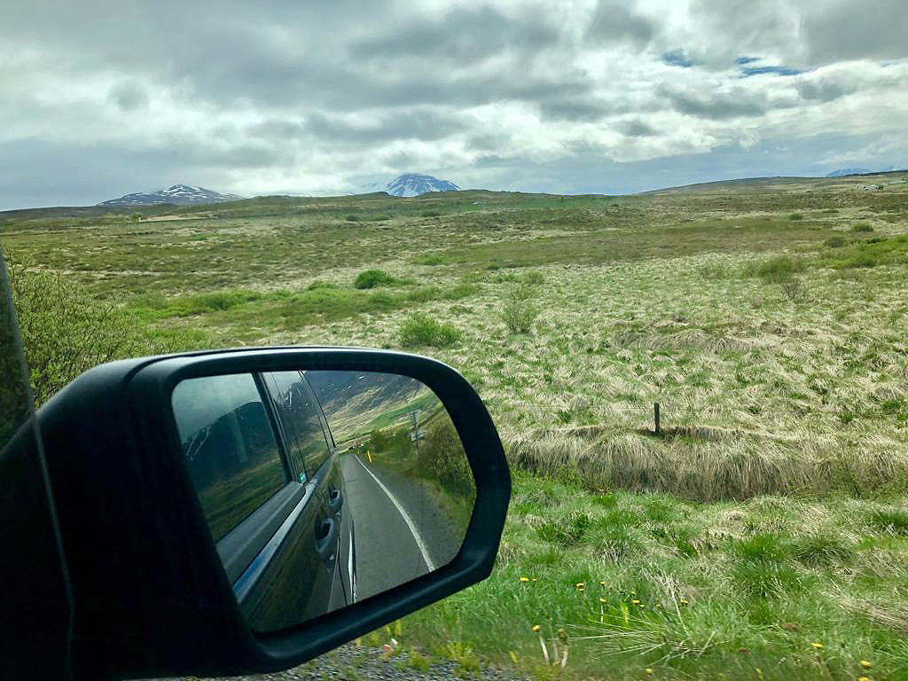 north-iceland-artic-coast-route-on-the-way